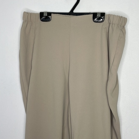 Belle Vere cream relaxed fit joggers style pants - Picture 2 of 7